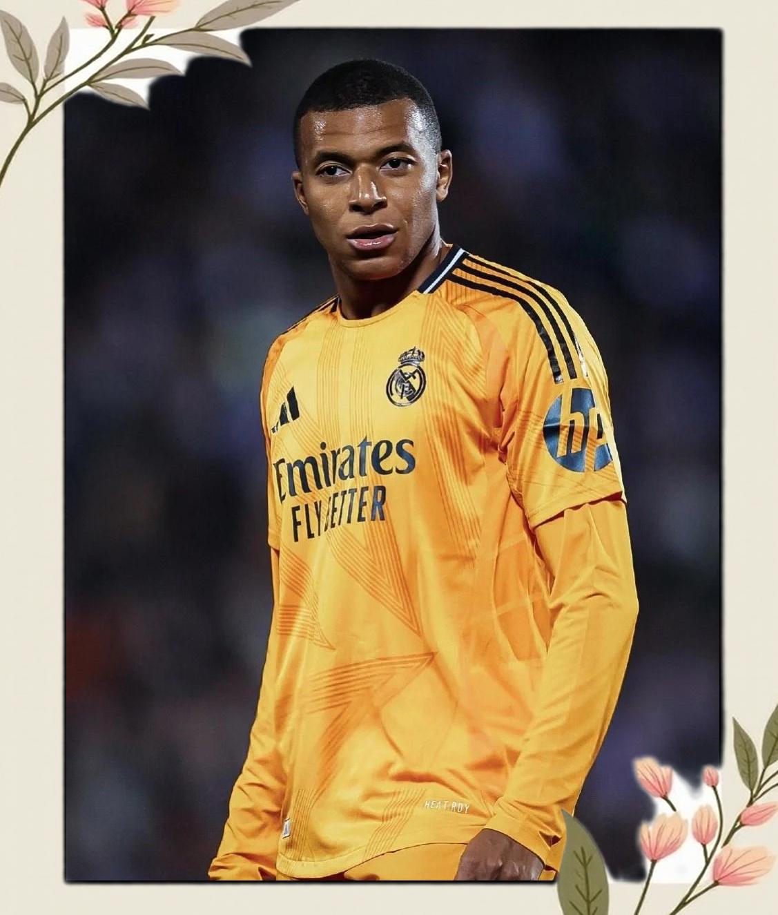 爱游戏官方入口姆巴佩新星回归赛场表现惊艳，SKT未来可期！的简单介绍